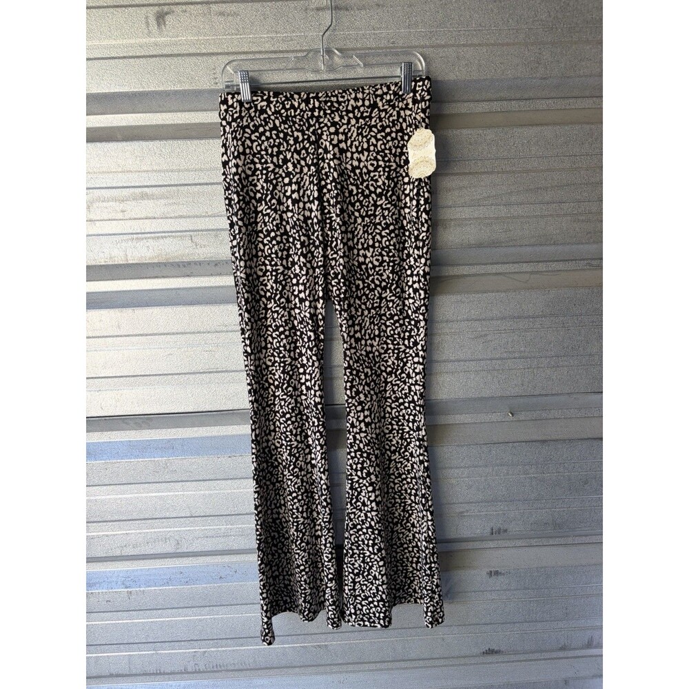 NWT Altar’d State Cheetah Print Stretch Bell Bottom Leggings